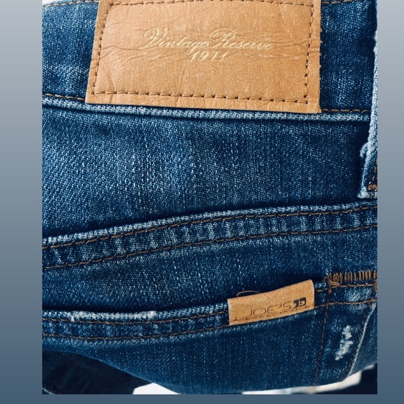 Joe’s The Skinny distressed ankle jeans size 26 - Picture 2 of 4